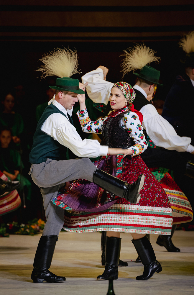 Hungarian State Folk Ensemble: His Cross Blossomed at Müpa Budapest Csibi Szilvia / Müpa