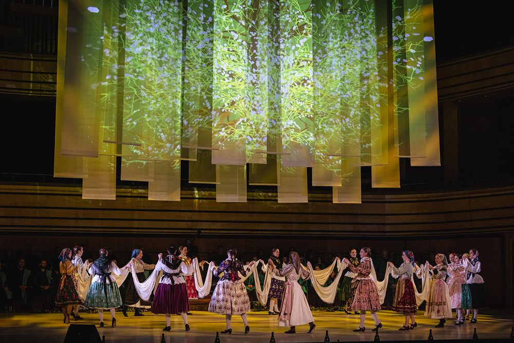 Hungarian State Folk Ensemble: His Cross Blossomed at Müpa Budapest Csibi Szilvia / Müpa