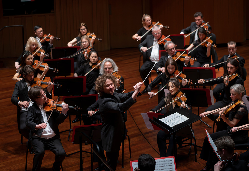 Kristóf Baráti and the Philharmonia Orchestra at Müpa Budapest Posztós János / Müpa