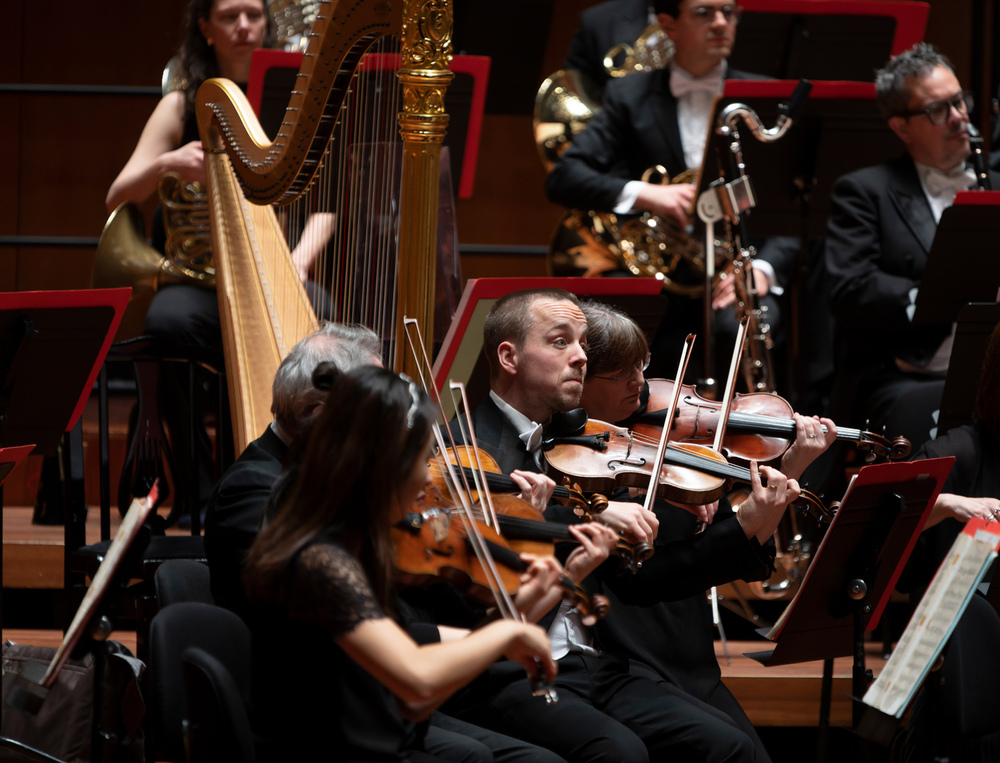 Kristóf Baráti and the Philharmonia Orchestra at Müpa Budapest Posztós János / Müpa