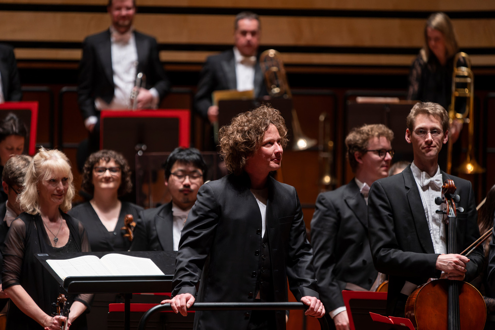 Kristóf Baráti and the Philharmonia Orchestra at Müpa Budapest Posztós János / Müpa