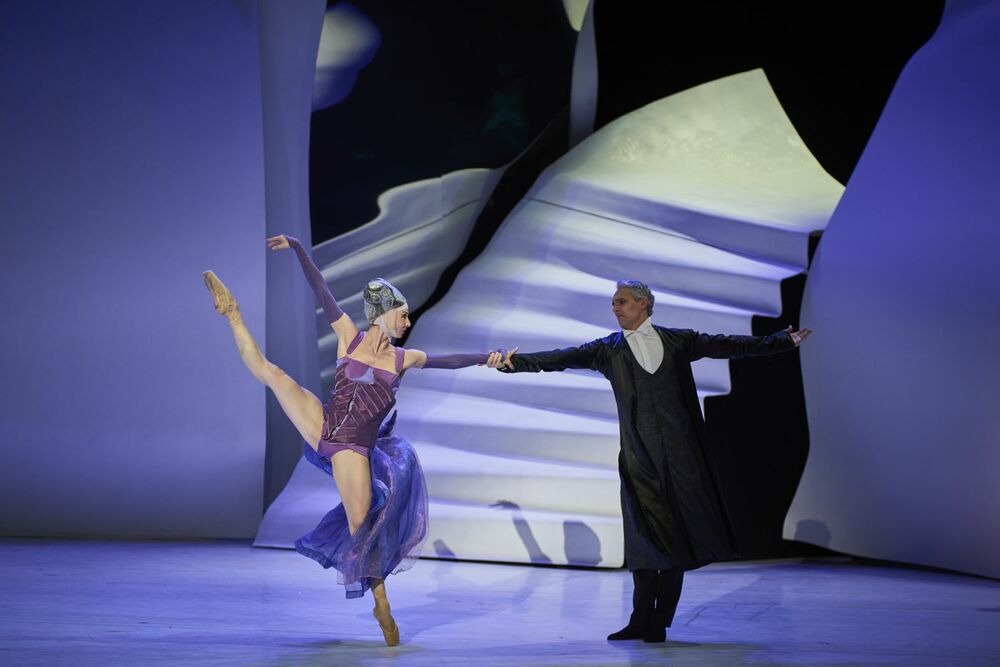 Les Ballets de Monte-Carlo: Cinderella at Erkel Theatre Valuska Gábor / Müpa