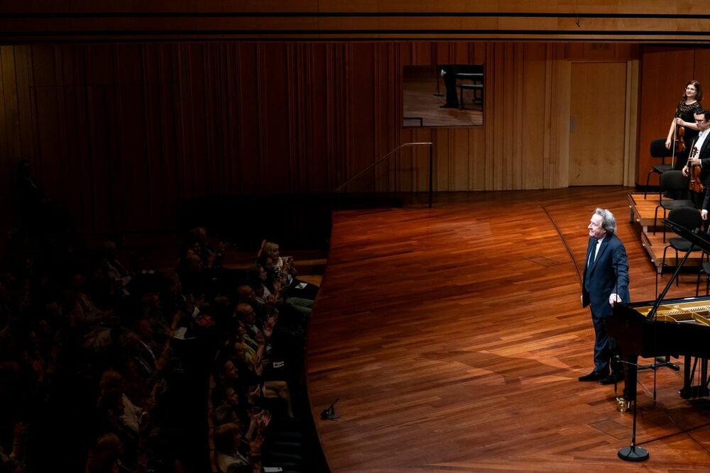 Rudolf Buchbinder and the Hungarian National Philharmonic Orchestra • 2.1 at Müpa Budapest Hirling Bálint / Müpa