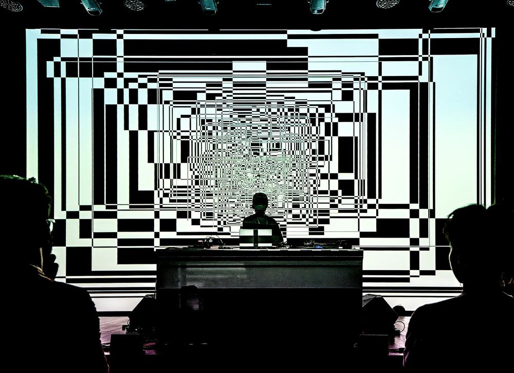 Ryoji Ikeda: Ultratronics a Magyar Zene Házában Felvégi Andrea / Müpa