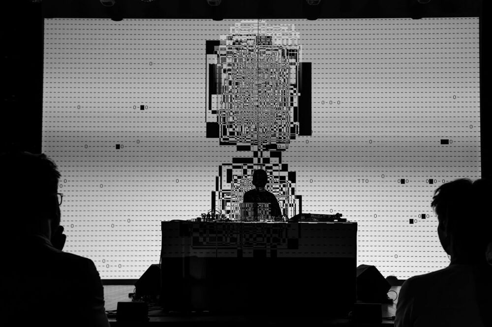 Ryoji Ikeda: Ultratronics a Magyar Zene Házában Felvégi Andrea / Müpa