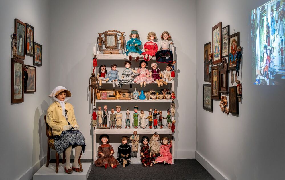 When Dolls Speak – The Art of Margit Anna at Hungarian National Gallery Felvégi Andrea / Müpa