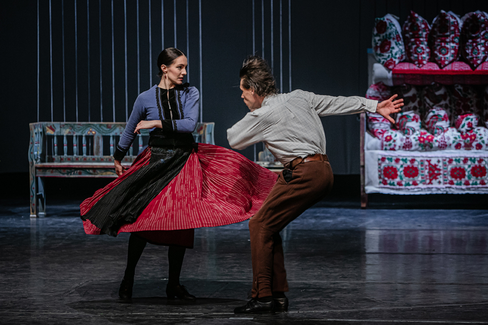 Hungarian National Dance Ensemble: The Faithless Wife at Müpa Budapest Nagy Attila / Müpa