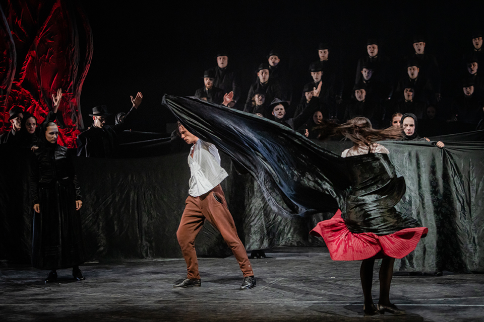 Hungarian National Dance Ensemble: The Faithless Wife at Müpa Budapest Nagy Attila / Müpa