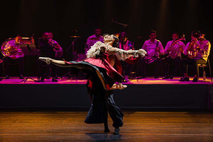 Royal Ballet Fehérvár: Parade at Müpa Budapest