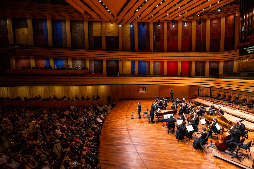 Anthony Roth Costanzo and the Orfeo Orchestra at Müpa Budapest Hirling Bálint / Müpa