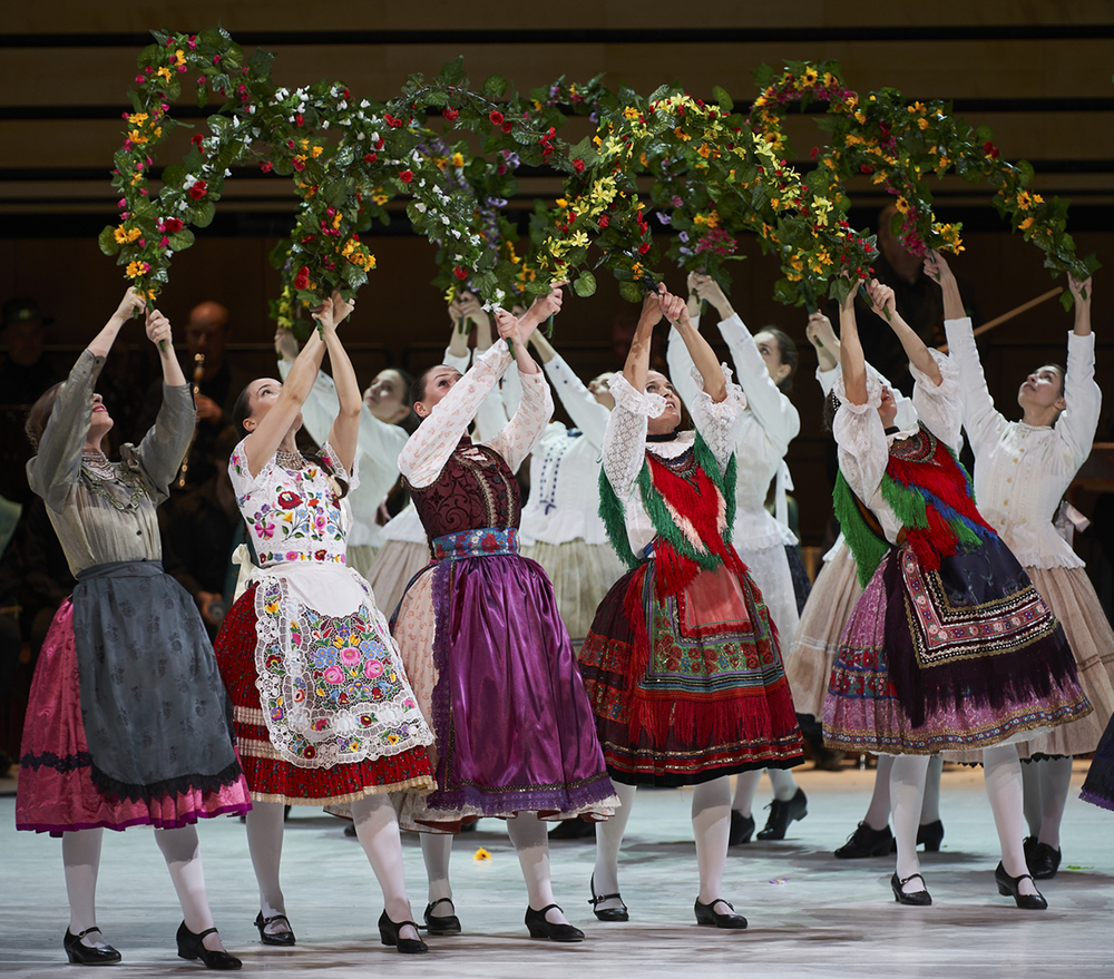 Hungarian State Folk Ensemble: His Cross Blossomed – premiere at Müpa Budapest Valuska Gábor / Müpa