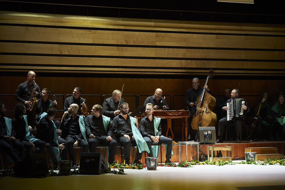 Hungarian State Folk Ensemble: His Cross Blossomed – premiere at Müpa Budapest Valuska Gábor / Müpa