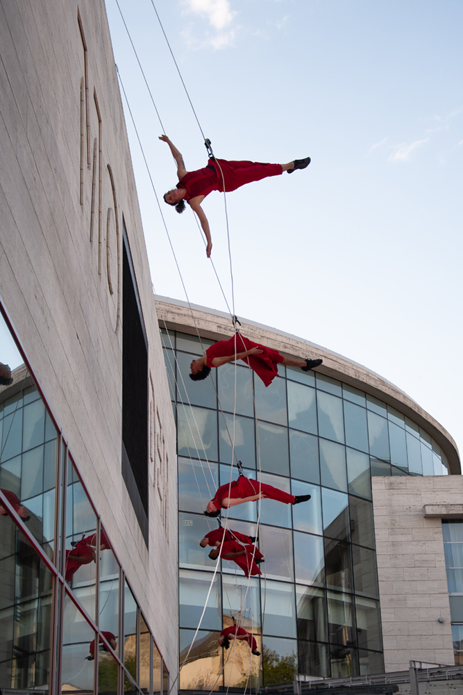 BANDALOOP in Debrecen Jakkel Rudolf