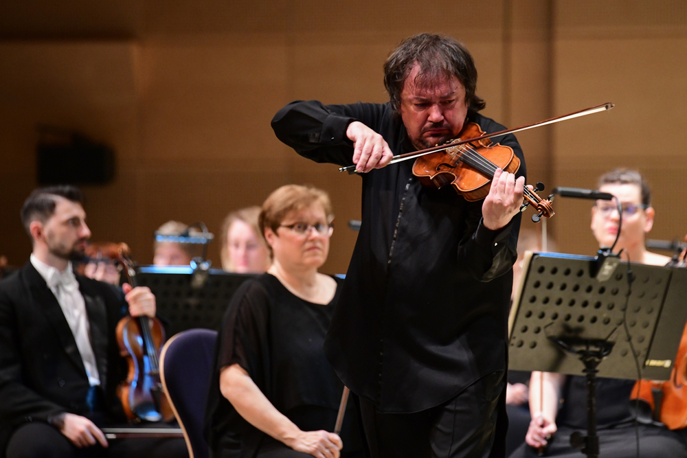 Sergei Krylov and the Kodály Philharmonic Orchestra Debrecen at Kölcsey Centre Debrecen Jakkel Rudolf