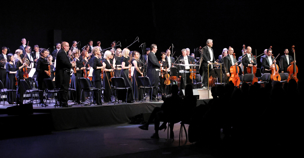 Ramón Vargas and the Győr Philharmonic Orchestra at Olympic Sport Park Győr Mekli Zoltán