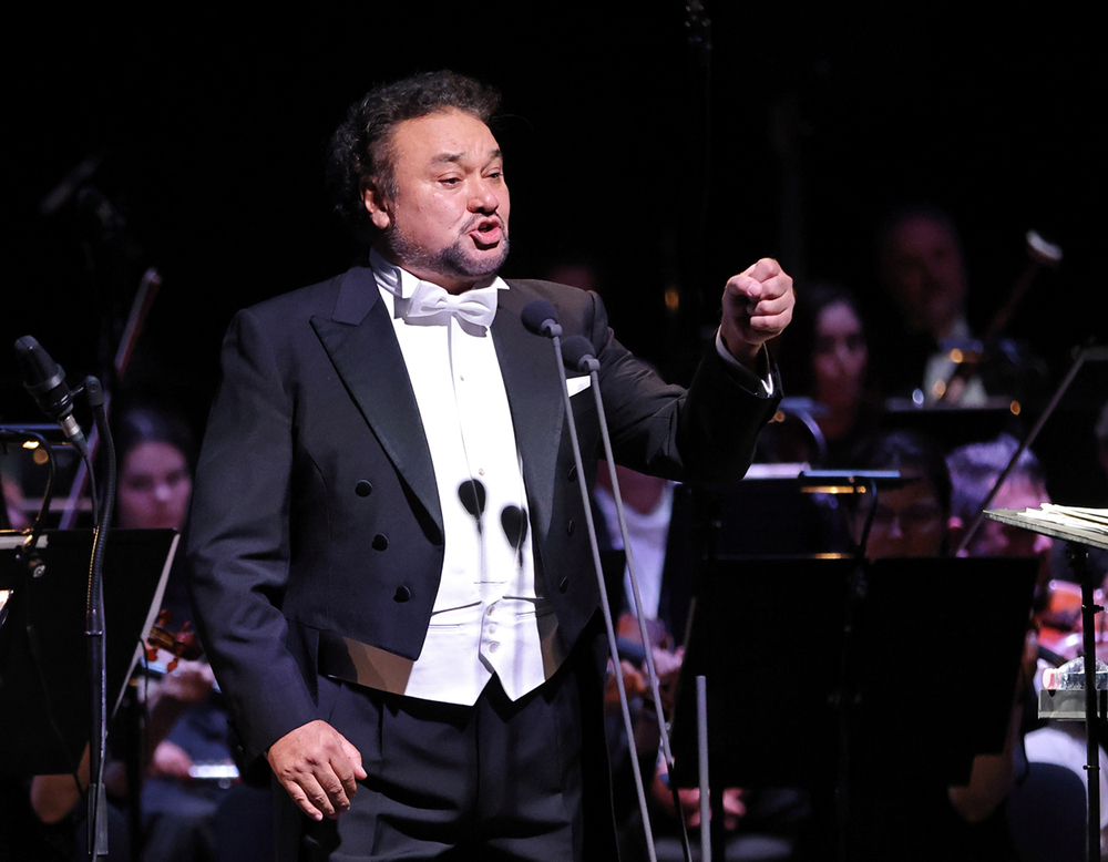 Ramón Vargas and the Győr Philharmonic Orchestra at Olympic Sport Park Győr Mekli Zoltán